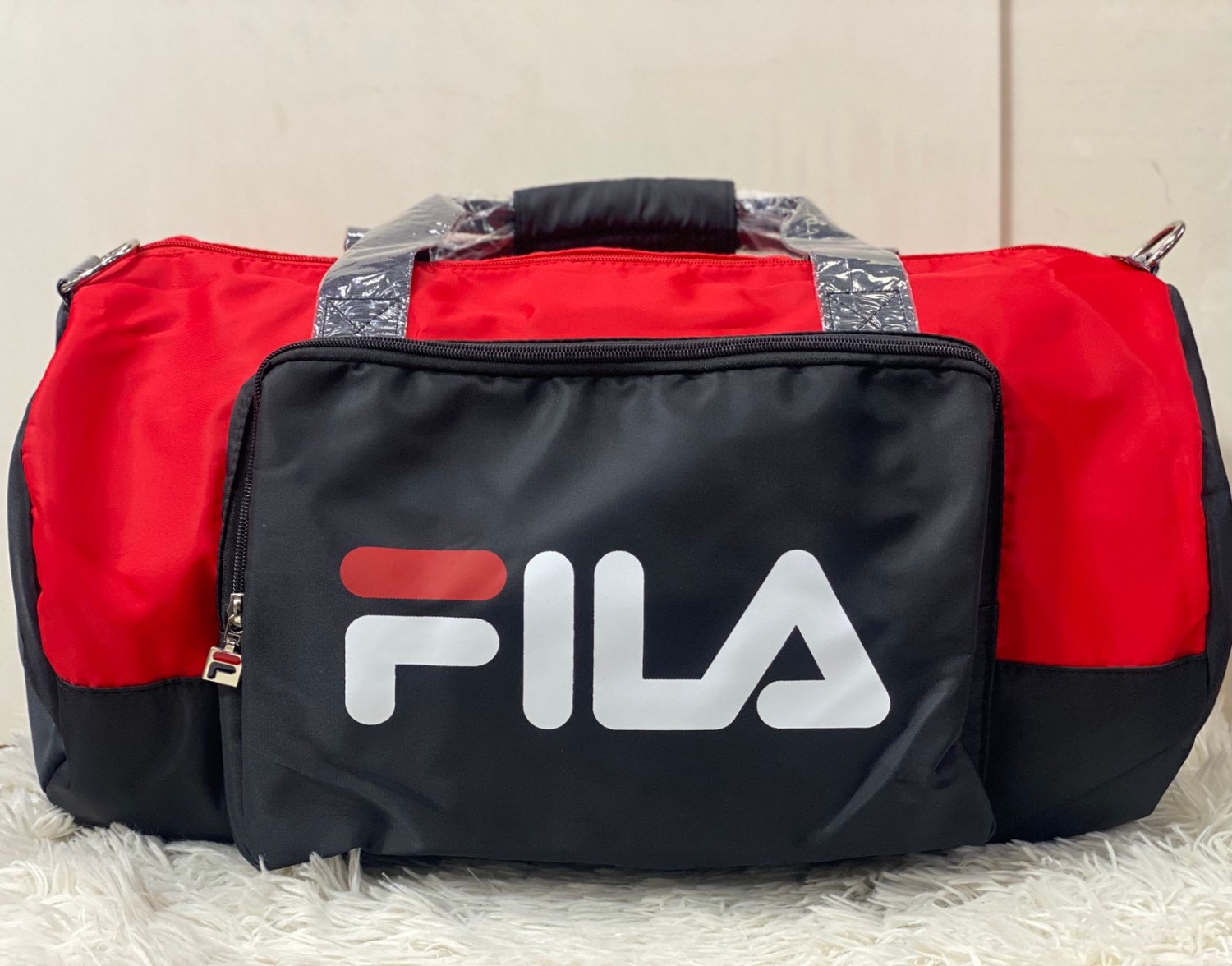  Zip It Good Gym soft Long belt bag for men.(SIZE LONG 18 INCH LENGHT 10 INCH - Multicolor 