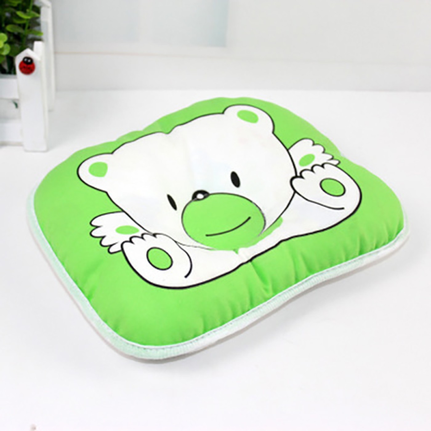  Anti-bias headrest newborn pillow - Bear green 